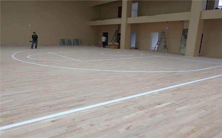訓(xùn)練館籃球館木地板價(jià)格