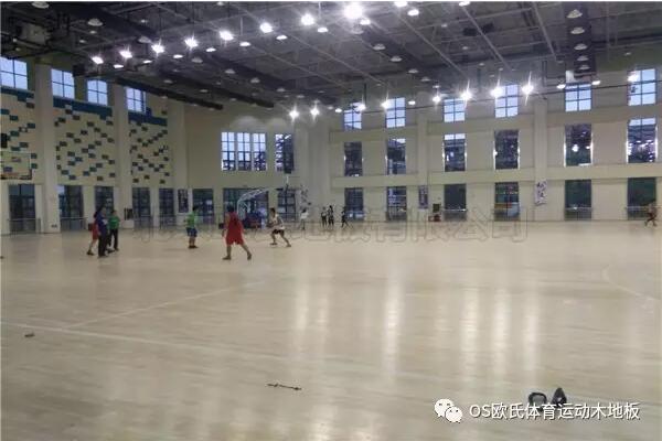 貴州省荔波體育館運(yùn)動木地板工程案例