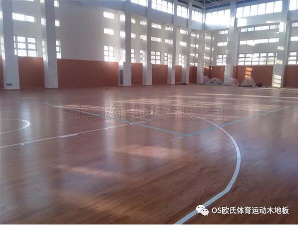 溫州甌海區(qū)外國語學(xué)校初中分校運(yùn)動(dòng)木地板案例